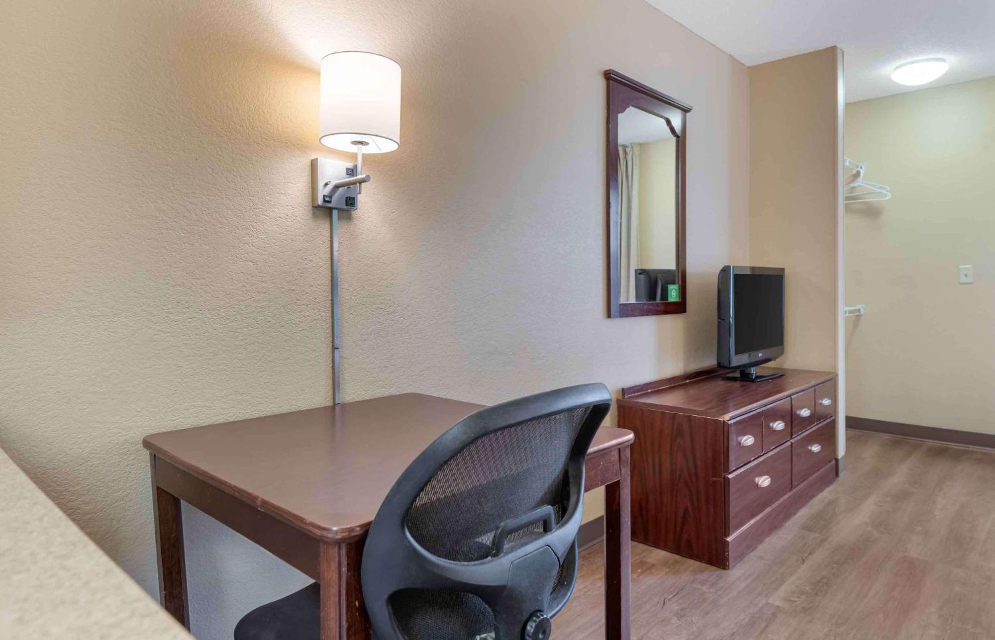 Extended Stay America Suites - Oakland - Emeryville Esterno foto